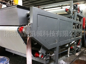 雙網(wǎng)壓濾機使用現場(chǎng)